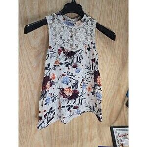 WILDFLOWER FLORAL LACE MEDIUM Sleeveless Blouse Women's